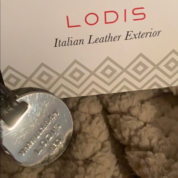 Black leather Lodis RFID purse - Picture 2 of 10